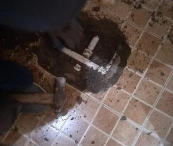 齐齐哈尔市卫生间漏水维修公司为您分享下卫生间渗水如何处理及注意事项